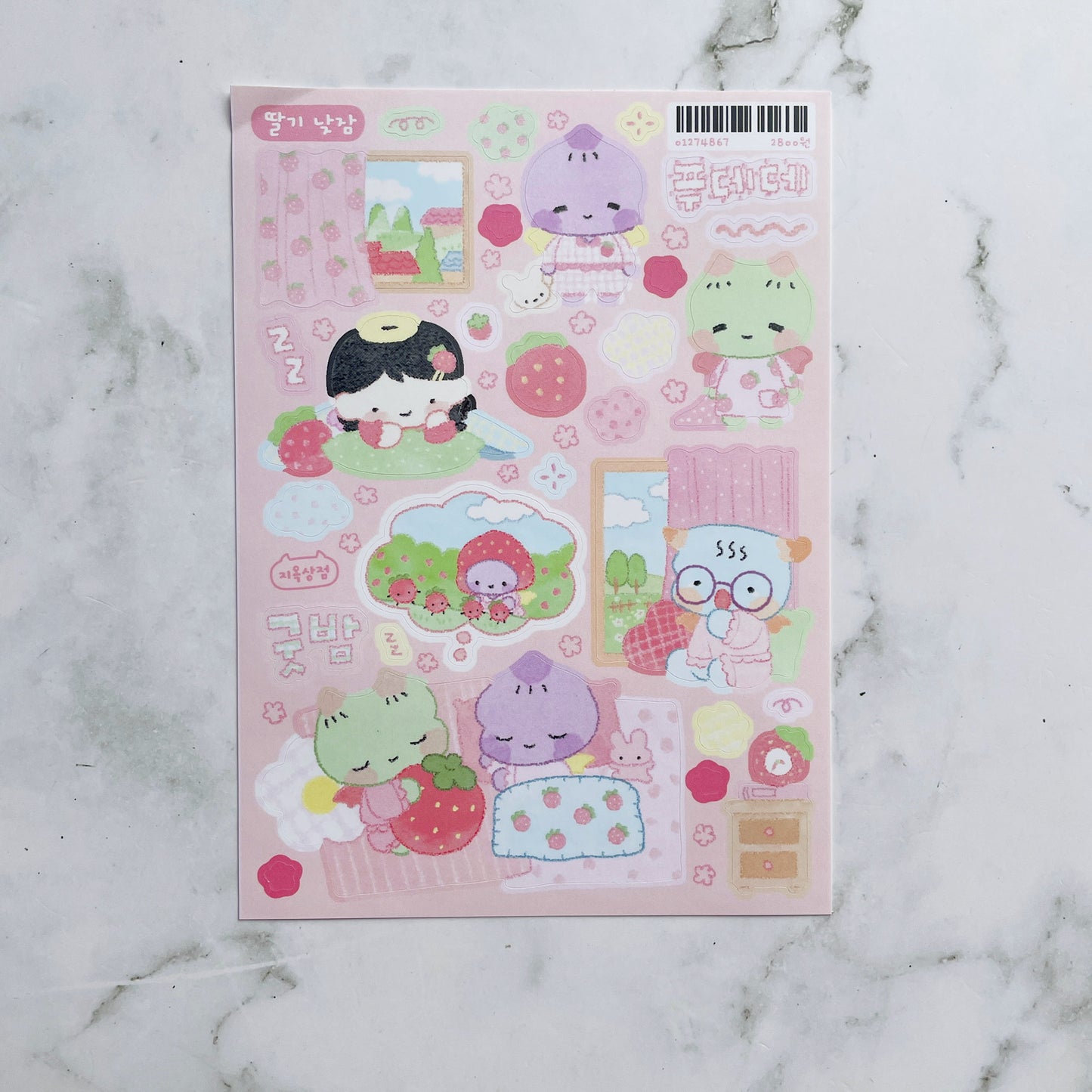 Jiok Strawberry Dreams sticker B513
