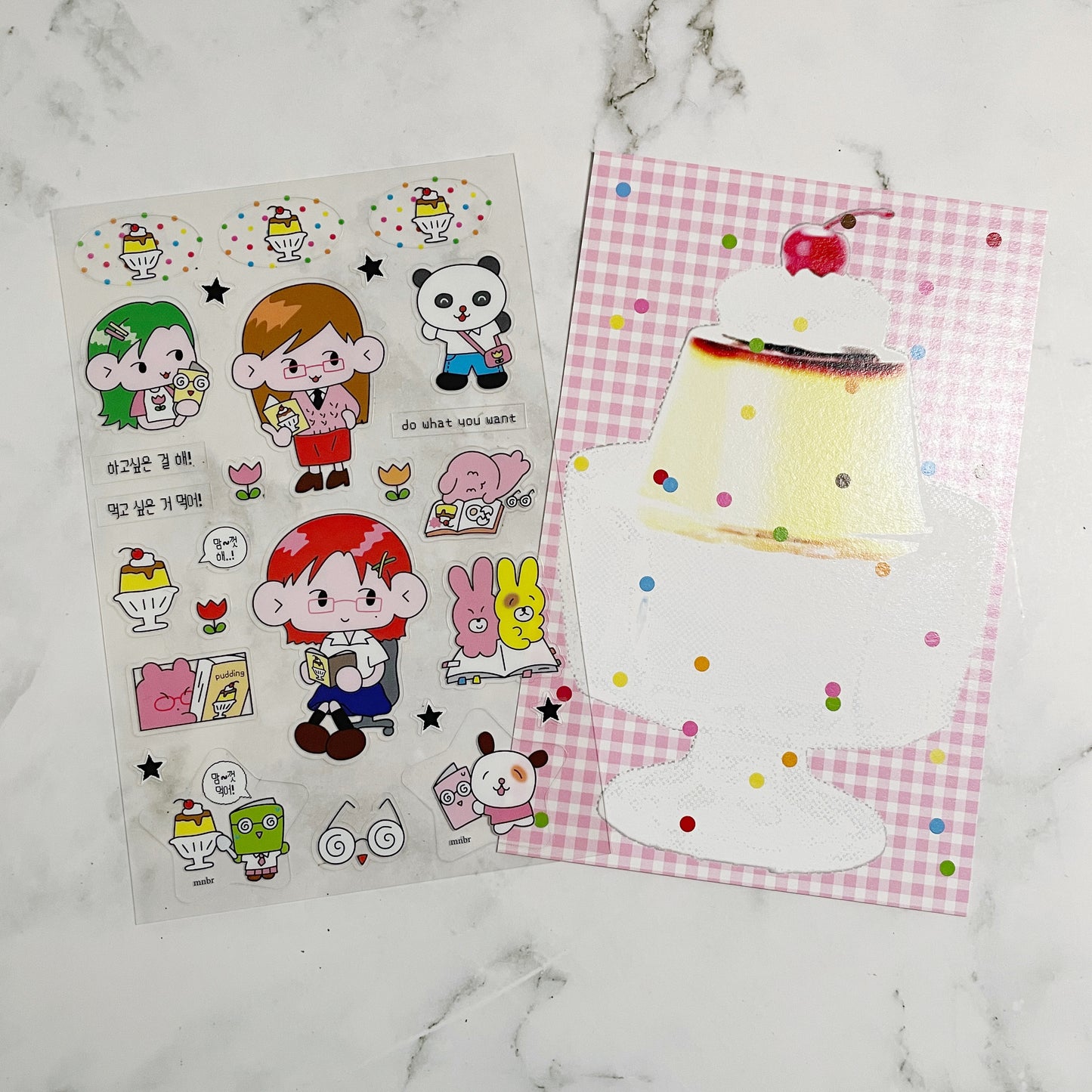 Monan Bear Pudding sticker b440