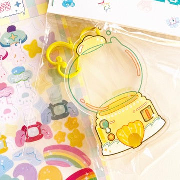 Sulgi Sulgi Yellow Acrylic Key Ring with stickers b385