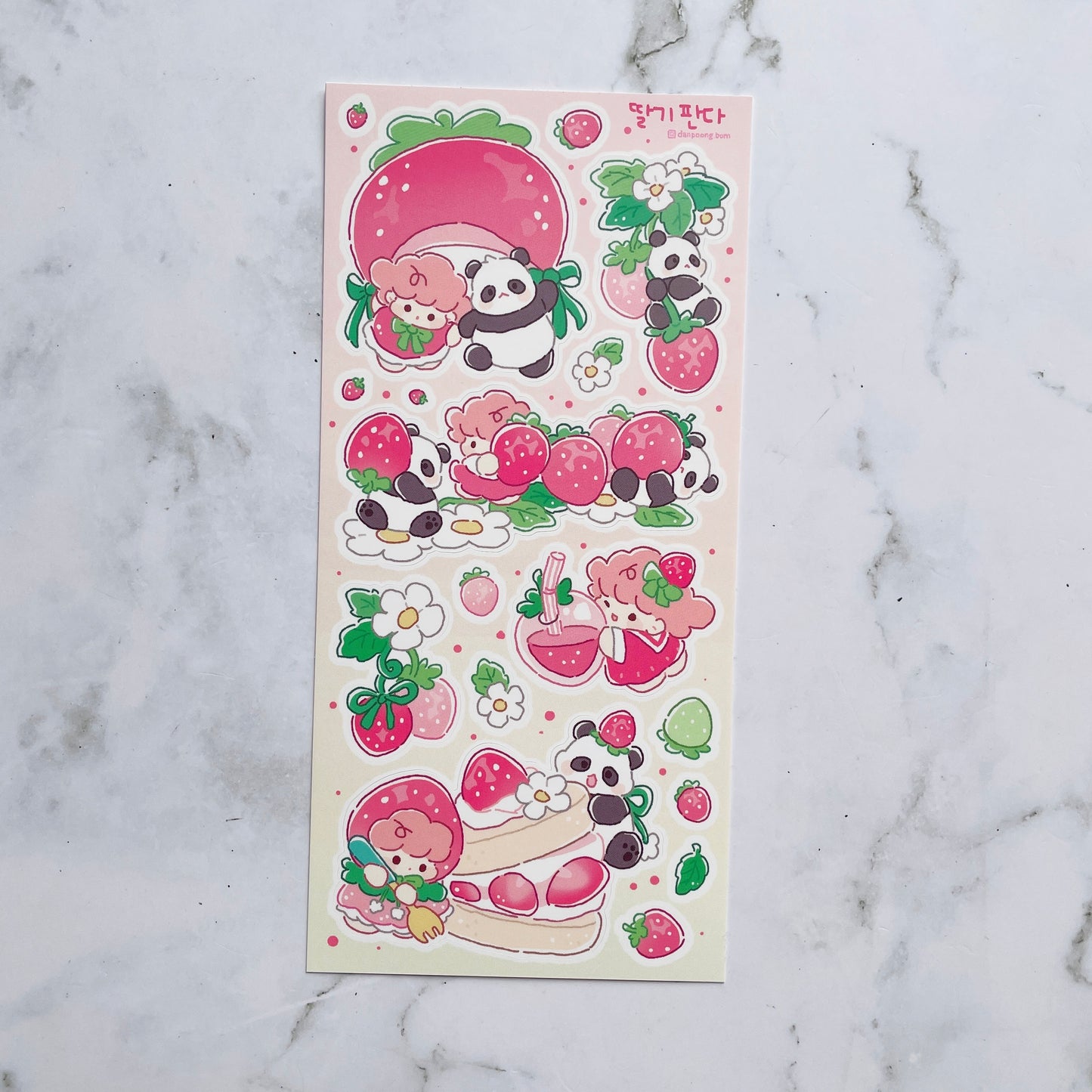 Danpoong.bom Strawberry Panda sticker b521