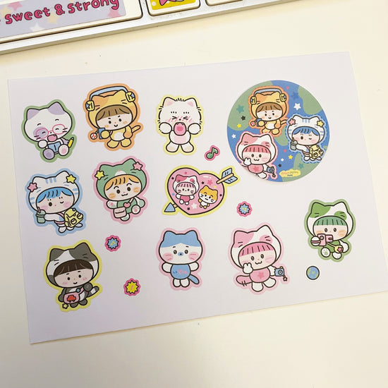 Ppomppom Meow sticker roll w139