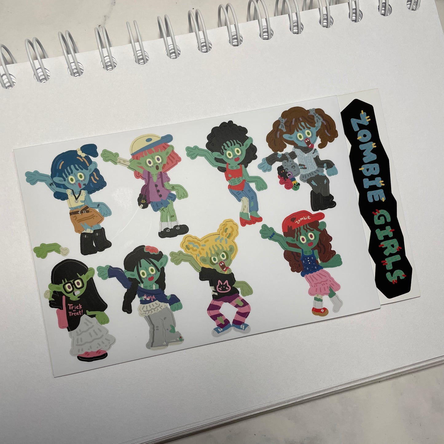 Dingamart Zombie Girls sticker B643
